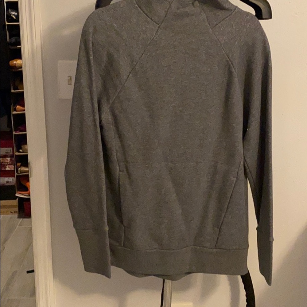 Gray sweater new with tags fablettics